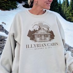 ACOTAR Illyrian Cabin Resort Sweatshirt Night Court Velaris - Etsy Acotar Illyrian, Night Court Velaris, Cassian Nesta, Cabin Resort, Night Court, Book Clothes, Club Sweatshirts, Shirt Bag