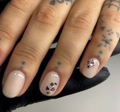 Nail Embellishments Ideas, Nails Gems, Nails With Gems, Gem Nail Designs, Nail Gems, Confetti Nails, Nails Diy, Hard Gel