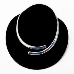 "Designer Pat Areias sterling silver hinged chocker necklace. Signed. This stylish chocker is 16\" long, inner measurements are 5 1/8\" long and 4 3/4\" wide across, opening is max. 5\" wide. It weighs 122.7 grams. Eb7600" Contemporary Adjustable Formal Jewelry, Modern Polished Choker Jewelry, Classic Sterling Silver Choker Jewelry, Classic Sterling Silver Choker, Classic Silver Choker Jewelry, Formal Polished Choker Jewelry, Silver Polished Choker Jewelry, Contemporary Adjustable Jewelry With Polished Finish, Contemporary Adjustable Polished Jewelry