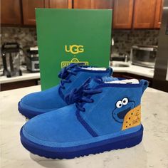 Ugg X Sesame Street Elmo Cookie Monster Blue Little Kids Boots 1-3y Preschool Size 1y 2y 3y Elmo And Cookie Monster, Sesame Street Elmo, Kids Uggs, Cookie Monster, Kids Boots, Monster Cookies, Sesame Street, Ugg Shoes, Kids Shoes