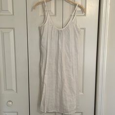 New Without Tags J. Crew White 100% Cotton Linen Dress With Adjustable Spaghetti Straps. Perfect Beach Dress White Cami Dress For Sleep, White Cami Slip Dress For Beach, White Slip Dress For Spring Loungewear, White Casual Slip Dress For Vacation, Casual White Slip Dress For Vacation, Casual Cami Sleep Dress, White Summer Sleep Dress, White Sleeveless Cotton Slip Dress, White Linen Sundress For Brunch