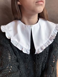 Pastel Academia, Collar Outfits, Oversize Collar, Outfit Blouse, Fake Collar, Lace Mask, Sophisticated Outfits, Wedding Reception Dress, Embroidered Collars