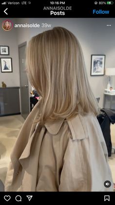 Mid Length Blonde Hair, Medium Length Blonde Hair, Beige Blonde Hair, Summer Blonde Hair, Blonde Hair Transformations, Hair Blond, Honey Blonde Hair