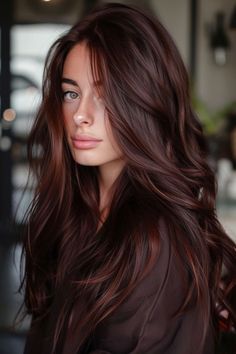 Rich Chocolate Brown Hair Red Undertone in 2024 Brown Hair Red Undertones, Pelo Color Borgoña, Cherry Brown Hair, Rich Chocolate Brown Hair, Mahogany Hair, Rambut Brunette, Chocolate Brown Hair Color, Hair Color Chocolate