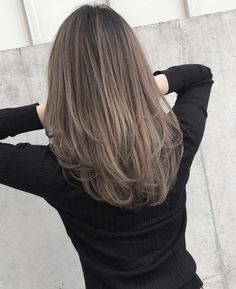 Korean Long Hair, Hair Cut Guide, Medium Length Wavy Hair, Brown Hair Inspo, Luxury Photography, Hair Inspiration Short, Haircuts For Medium Hair, Haircuts Straight Hair