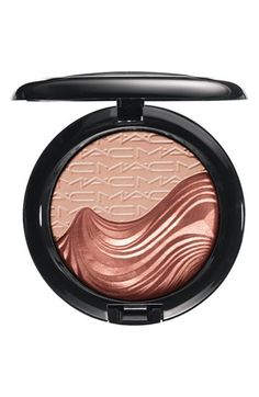 MAC Extra Dimension Skinfinish Best Highlighter, Powder Highlighter, Mac Makeup, Foundation Brush, Gorgeous Makeup, Love Makeup, Beauty Cosmetics, Bronzer, Maquillaje De Ojos