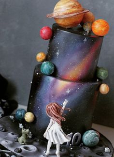 Galaxy Food, White Chocolate Martini, Planet Cake, Galaxy Birthday, Dessert Oreo, Galaxy Cake, Chocolate Martini, Classic Martini, Food Desert