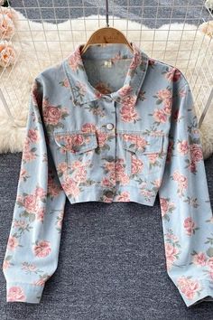 Fabric: Blended Size: one size Color: Blue Size: length 40, sleeve length 55, bust 100, waist 96 Spring Floral Print Long Sleeve Denim Jacket, Blue Floral Print Cotton Outerwear, Blue Cotton Floral Print Outerwear, Trendy Long Sleeve Denim Jacket With Floral Print, Trendy Long Sleeve Floral Denim Jacket, Spring Cropped Jacket With Pockets, Trendy Collared Cropped Jacket For Spring, Casual Blue Denim Jacket With Floral Print, Blue Casual Floral Print Outerwear