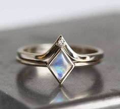 Moonstone Ring, Moonstone Engagement Ring Opal Accessories, Moonstone Engagement, Modern Engagement Rings, Moonstone Engagement Ring, Bridal Ring Sets, Classic Engagement Rings, Platinum Engagement Rings, Jewelry Wedding, Moonstone Ring