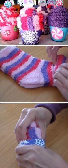 two pictures showing how to make knitted slippers with different colors and designs on them