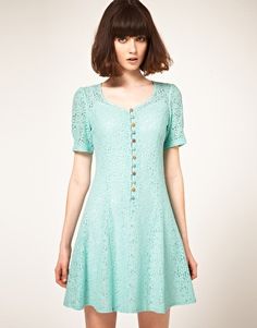 ASOS, do not like the buttons but those could go! Mint Green Outfits, Mint Dress Lace, Mint Outfit, Style Vert, Candy Buttons, Organized Chaos, Sweetheart Dress, Oc Ideas, Pretty Clothes