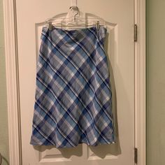 Great For Spring/Summer! Make Offer! Blue Lined Skirt For Beach, Blue Knee-length Summer Skirt, Blue Long Skirt For Summer, Blue Plaid Skirt, Plaid Skirt, Plaid Skirts, Blue Plaid, Banana Republic, Womens Skirt