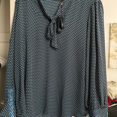 Nwt, Never Worn Pet-Free, Smoke-Free Home A Chic Woven Blouse That Features A Trendy Tied Neck Is Perfect For A Day At The Office. Black/Teal/White Geometric Check Pattern. Fit: This Style Fits True To Size. V-Neck With Tie Long Sleeves Slips On Over Head Allover Print Woven Construction Chic Viscose Tie Neck Top, Blue Long Sleeve Tops With Tie Sleeves, Chic Blue Blouse With Tie Sleeves, Casual Black Tie Neck Blouse, Fall Tie Neck Top With Tie Sleeves, Fall Tie Neck Blouse With Tie Sleeves, Black Tie Neck Blouse For Fall, Blue Tie Neck Blouse For Fall, Sequin Peplum Top