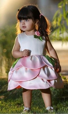 Dresses Country, Kids Party Wear Dresses, Kids Wear Girls, Kids Frocks Design, Baby Frock, Kids Dress Wear