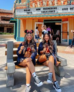 HAPPY 35 YEARS OF MAGIC TO HOLLYWOOD STUDIOS!! Lately we have been loving this park so much and can’t wait to spend the weekend there celebrating MAY 4th ✨ Something we wanted to share with you all: we decided to start a YouTube channel where we post vlogs of our park days, vlogging our non disney adventures, outfit ideas and recreating foods you can get inside the parks! Link will be on our stories. We would love and appreciate anyone that subscribes 🫶🏽 Purses: @fossil Thank you guys ... Universal Hollywood Outfit, Disney Hollywood Studios Outfit, Disney Fits, Cute Disney Outfits, May 4th