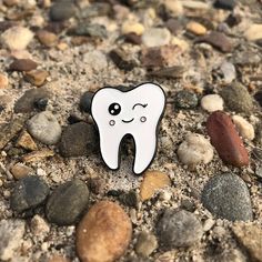 Happy Tooth Molar Enamel Pin Happy Tooth, Dentistry Student, Cute Tooth, Dental Design, Dental Logo, Cute Surprises, Dental School, Dental Humor, Dental Hygienist