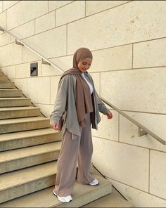 Hijabi Outfits School, Hijabi Summer Outfits, Hijab Streetwear