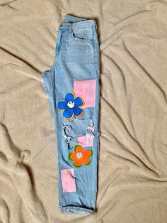 Hand painted American eagle denim jeans, inspired by art and took over 3 hours to complete, wash with cold water Designed Jeans, Festival Theme, Jean Pockets, Painted Jeans, Cute Pants, American Eagle Jeans, Baggy Jeans, Jeans Denim, Art Ideas