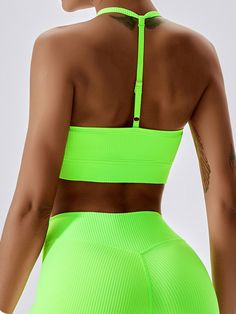 PRODUCT FEATURES: Light Support. Open Back Bra Breathable.Quick-dry. Moisture absorption. Wear-tested by our in-house team for the perfect fit. FABRICATION: 78% Nylon 22% Spandex Sweat-wicking technology that can remove moisture from your body ?LENGTH: S-20cm(7.9inch) M?-21cm (8.3inch) L?-22cm (8.7inch) XL?-23cm (9.1inch) Green Sports Bra With Built-in Padding For Pilates, High Stretch Green Activewear For Sports, Green Sports Bra With Light Support And 4-way Stretch, Green Activewear With Built-in Padding For Gym, Green Sports Bra With Built-in Padding, Supportive Padded Functional Activewear, Green High Stretch Sports Bra For Gym, Green Sports Bra With Built-in Padding For Gym, Green Sports Bra With Built-in Padding For Training