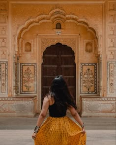 India Jaipur - Aesthetic doors Jaipur Aesthetic Photography, Vrindavan Aesthetic Outfit, Jaipur Aesthetic Outfits, Jaipur Quotes, What To Wear India, Jaipur Pics, Rajasthani Aesthetic