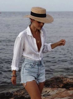 Tan Tank Dress Outfit, Destin Beach Outfits, Beach Vacation Looks 2023, Timeless Beach Outfit, Chilly Spring Date Night Outfit, Casual Boating Outfit Summer, Tank With Button Up Shirt, East Hampton Outfits, Cropped Jeans Outfit Spring