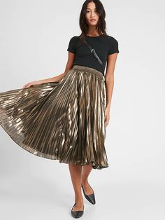 Metallic Pleated Midi Skirt | Banana Republic Metallic Midi Skirt, Metallic Pleated Skirt, Latest Skirts, Maxi Skirts, Laura Lee, Flowy Skirt, Pleated Midi Skirt, Gray Skirt, Skirt Design