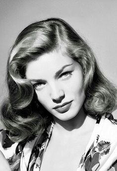 1940 Hairstyles, Hollywood Hair, Lauren Bacall, Vintage Versace, Actrices Hollywood