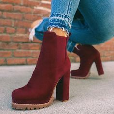 Boots Fall Ankle, Colored Boots, Andi Mack, Goth Shoes, Shoes 2022, Boots Female, Chunky Heel Boots, Heels Platform, Heels Classy