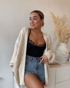 Julia Havens, Lace Body, Mom Outfits, Spring Summer Outfits, Outfits Casuales, Spring Summer Fashion