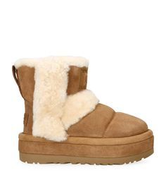 Ugg Shoes Women, Stay Flexible, Ugg Womens, Ugg Style, Tan Boots, Ugg Classic, Classic Boots, The Cloud, Tan Suede