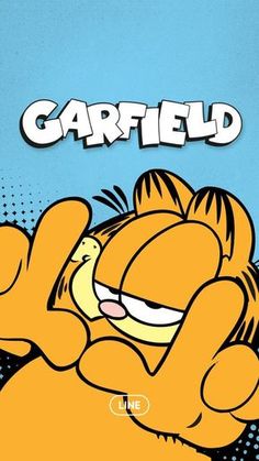 the cartoon character garfield is hugging his face