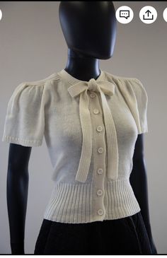 Vintage Knitwear, Tie Collar, Bow Collar, 40s Fashion, 1930s Fashion, 60s Fashion, Mode Vintage, Vintage Knitting, Looks Style