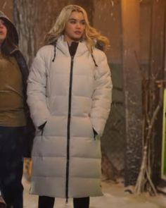 Winter White Down Outerwear, White Puffer Coat, Paris Berelc, White Puffer, Custom Jacket, Victoria Justice, Elle Fanning, Poncho Sweater, American Horror