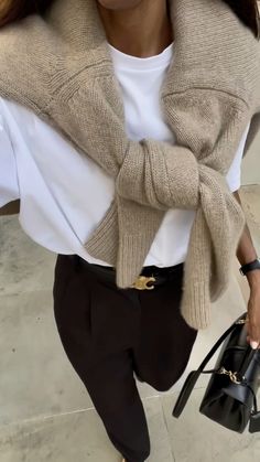 Corporate Outfits, Looks Street Style, Stylish Work Outfits, Looks Chic, 가을 패션, Professional Outfits, Business Casual Outfits, Looks Style, Mode Inspiration