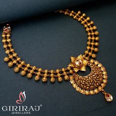 22K Handmade Traditional Necklace For Women - Buy  Online At girirajjewellers.co.in Antique Necklace Set, Traditional Necklace, Antique Necklaces Design, Buy Jewellery Online