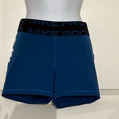 Size: Medium/Never Worn The Nike Pro Shorts Are Made With Stretchy, Sleek And Supportive Fabric That Wicks Sweat To Help You Stay Dry And Comfortable During Your Workout. Supportive And Stretchy. The Nike Pro Shorts Are Made With Stretchy, Sleek And Supportive Fabric That Wicks Sweat To Help You Stay Dry And Comfortable During Your Workout. This Product Is Made With At Least 50% Recycled Polyester Fibers. Benefits Nike Dri-Fit Technology Helps You Stay Dry, Comfortable And Focused. A Wide, Mid-R Blue Stretch Athletic Shorts With Moisture-wicking, Nike Compression Moisture-wicking Athletic Shorts, Blue Stretch Moisture-wicking Athletic Shorts, Shorts Nike Pro, Blue Micro-elastic Shorts For Workout, Blue Micro-elastic Workout Shorts, Nike Pro Shorts, Shorts Nike, Nike Pros