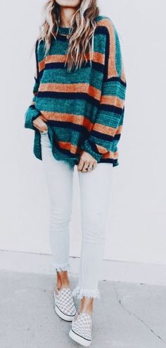 Street Chic Outfits, Look Grunge, Mode Vintage, Fashion Mode, Street Chic, Striped Sweater