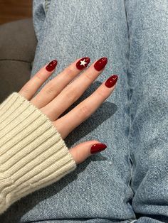 Red Star Nails, Rock Star Girlfriend, Short Red Nails, Rock Nails, Red Gel Nails, Blush Nails, Pretty Gel Nails, Soft Nails, Star Nails