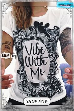 White Casual Cotton-blend T-shirt Summer Silver Graphic Print Top, Summer Silver Top With Graphic Print, Silver Graphic Print Top For Summer, Vibe With Me, Flower Shorts, Inspiration Mode, Sleeves (women), Hippie Style, Boho Hippie