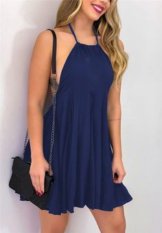 Casual Flowy Halter Neck Sleeveless Dress, Flowy Blue Sleeveless Halter Dress, Bohemian Halter Neck Sleeveless Dress For Day Out, Bohemian Sleeveless Mini Dress For Day Out, Blue Sleeveless Halter Sundress, Flowy Sleeveless Halter Dress For Day Out, Bohemian Style Women, Summer Casual Dress, Loose Mini Dress