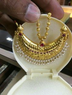 Kodagu Jewellery, Coorgi Jewellery, Gold Chain Pendant Designs, Chain Pendant Designs, Assamese Jewellery, Chains Pendants, Gold Chain Pendant, Pendant Designs, Gold Pendent