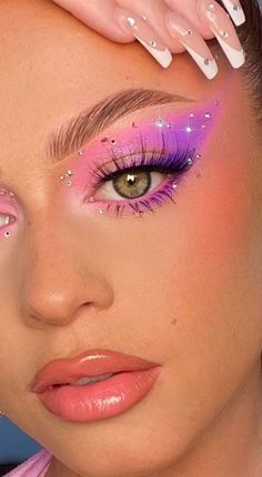 Pink Dance Competition Makeup, Pink Ombre Eyeshadow, Pink Purple Makeup Looks, Pink Purple Eyeshadow Looks, Purple And Pink Eyeshadow Looks, Purple Rhinestone Makeup, Pink Makeup With Rhinestones, Makeup Looks Artistic, Pink And Purple Eyeshadow Looks