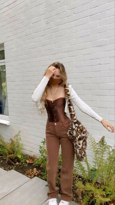 00s Mode, Looks Pinterest, Corset Tops, Corset Fashion, Ootd Inspo, Brown Outfit