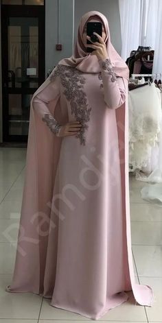 Arabic Wedding, Long Cape, Formal Occasion Dress, Bridal Dress Fashion, Dresses Casual Fall, Wedding Store, Muslim Fashion Dress, Simple Pakistani Dresses, Abaya Designs