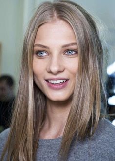 Popelavá Blond, Tmavý Blond, Dark Ash Blonde Hair, Light Ash Brown Hair, Ash Blonde Hair Colour, Ash Brown Hair, Ash Hair Color, Latest Hair Color, Dyed Blonde Hair