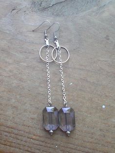 translucent purple rectangular bead small hoop earring Silver Rectangular Wire Wrapped Jewelry, Rectangular Silver Wire Wrapped Jewelry, Silver Wire Wrapped Jewelry, Homemade Earrings, Beaded Earrings Diy, Wire Jewelry Designs, Rainbow Jewelry, Earrings Inspiration, Handmade Wire Jewelry