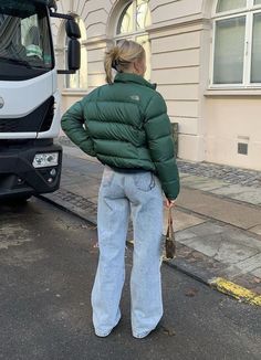 Green Puffer Jacket Outfit, Barbara Kristoffersen, Green Puffer Jacket, Green Puffer