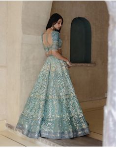 Alanna Panday, Lehenga Designs Simple, Traditional Indian Dress, Indian Dresses Traditional, Traditional Indian Outfits, Tarun Tahiliani, Indian Gowns