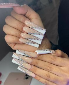 Nail Designs With Rhinestones, Poppin Nails, Nails Design With Rhinestones, Dope Nail Designs, Long Acrylic Nails Coffin, Acrylic Nails Coffin Pink, Long Square Acrylic Nails, Bling Acrylic Nails, Trendy Nail Art