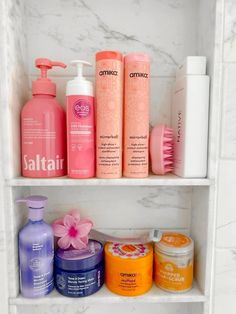 Amika Normcore, Everything Shower Routine, Hygiene Essentials, Pinterest Cute, Shower Skin Care, Cute Ideas, Organized Life, Pretty Skin Care, My Everything